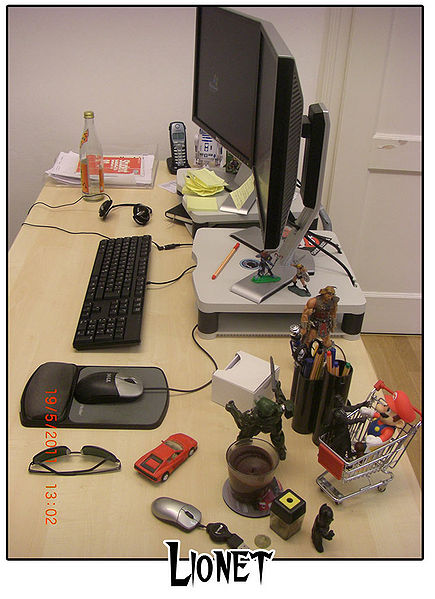 Arquivo:Lionet desk.jpg
